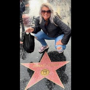 Meet your Posher, Niki